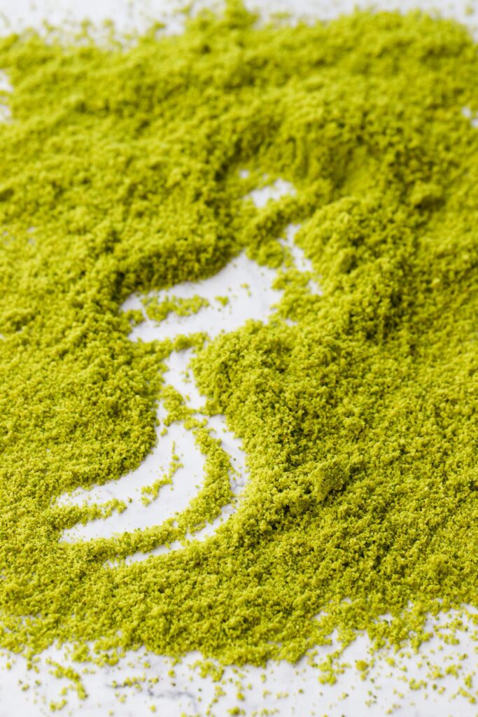 طرز تهیه پودر پسته تقلبی