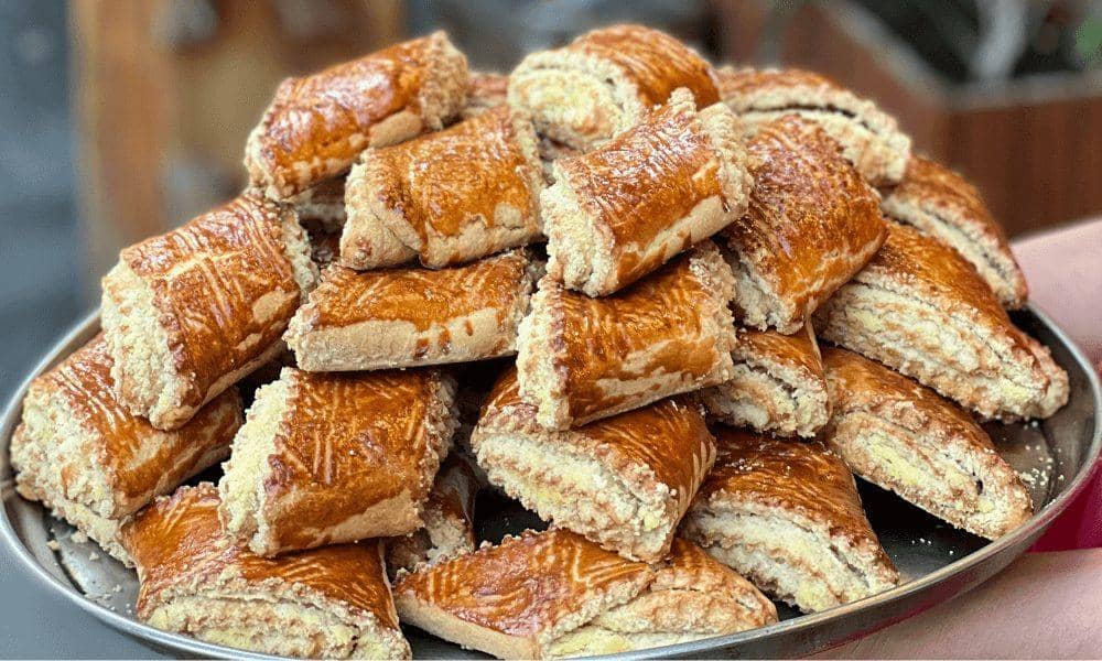 شیرینی گاتا گردویی