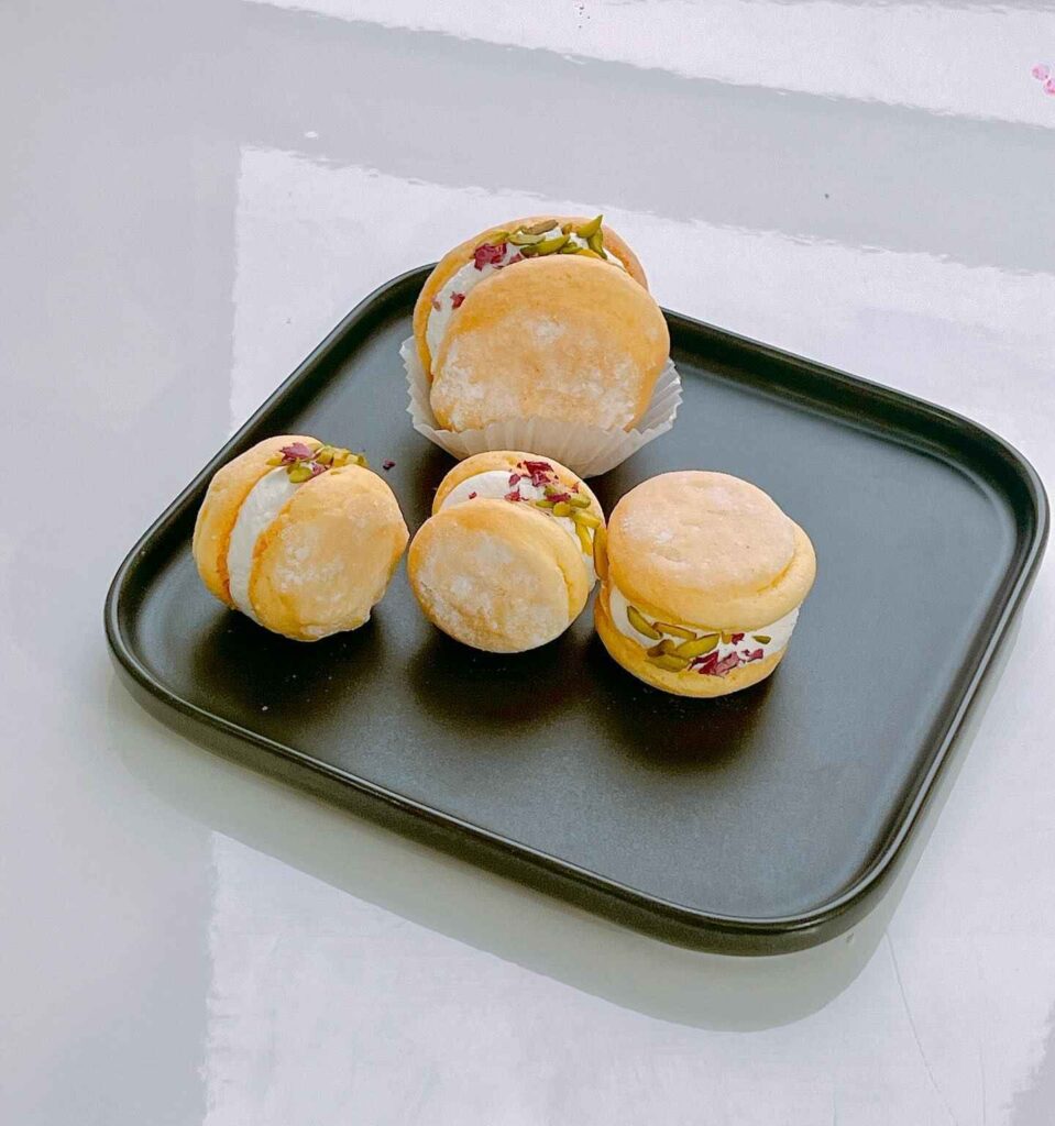 لطیفه شیرینی
