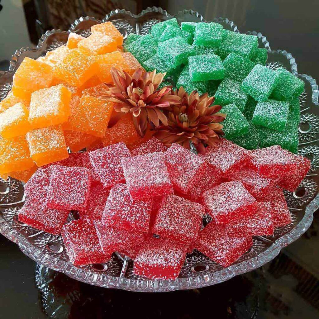 طرز تهیه باسلوق ژله ای
